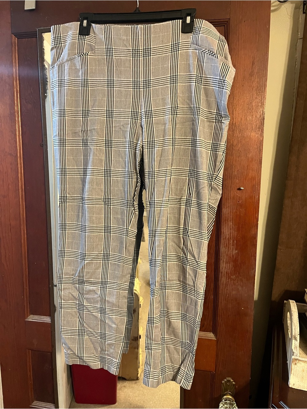 Women’s Gray Plaid Dress Pants
